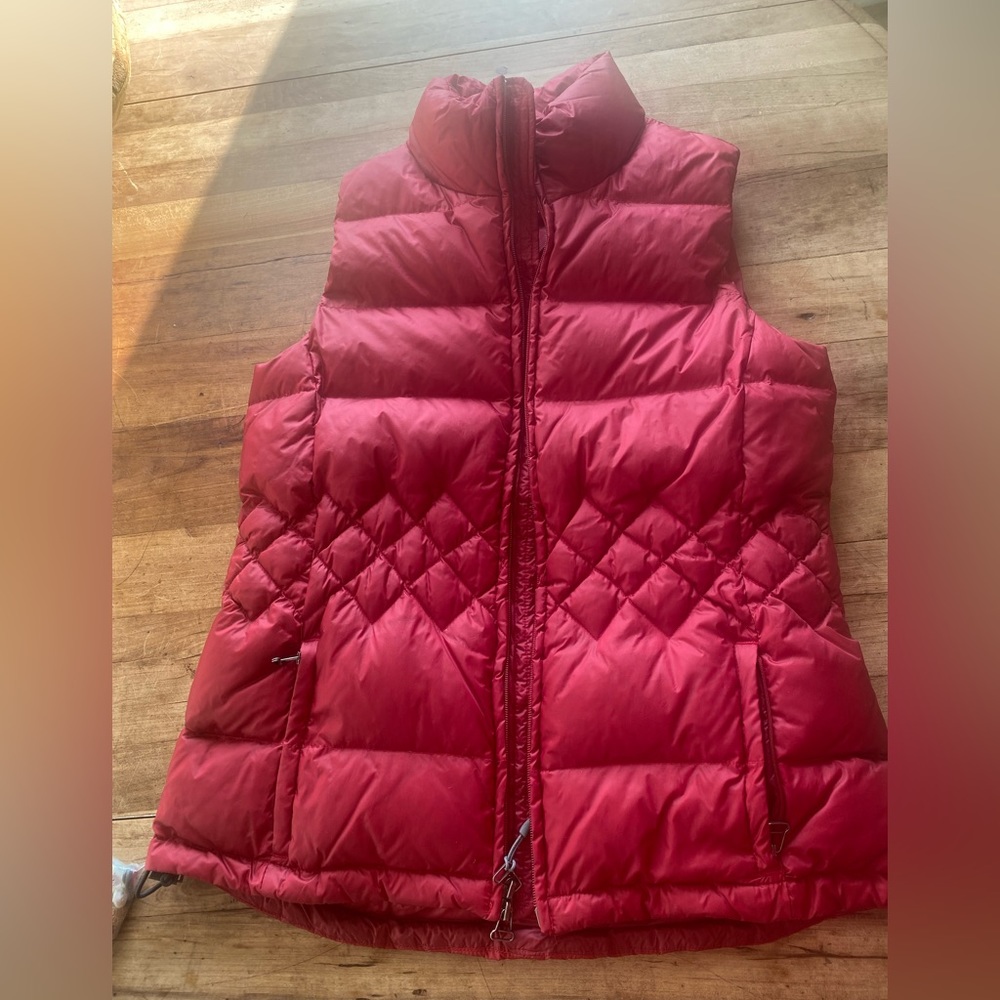 ATHLETA Down Puffer Vest Red, Size Large